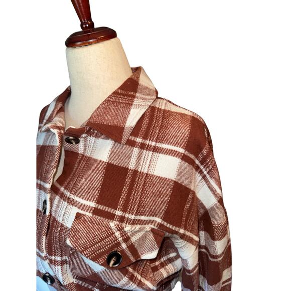Vernacular Cropped Plaid Jacket | Button Front | Boxy Fit | Size L - Picture 7 of 9